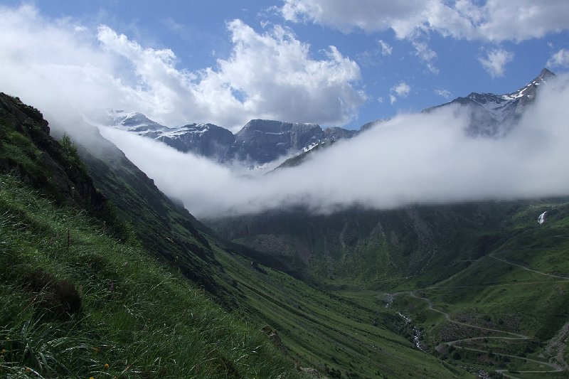 2008-07-07,11-20-00,cirque de Troumouse.jpg